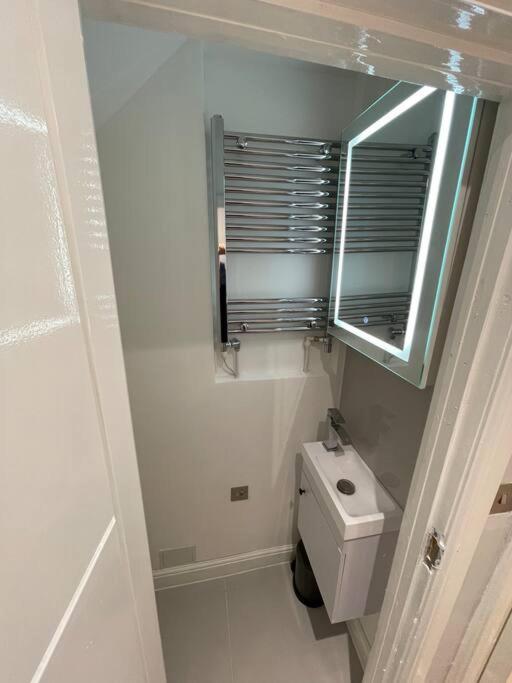 A Beautiful Terraced House In Central London Villa ภายนอก รูปภาพ